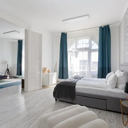 Apartment Designer On The Broadway W 2br, Ac And Panorama Balcony Budapest