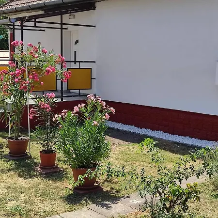 Vendégház Rákos-patak Family House *