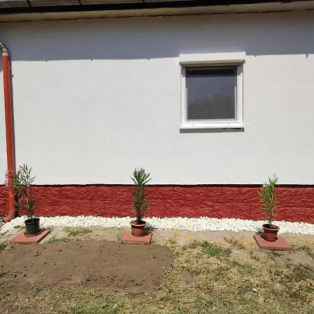 Rákos-patak Family House *