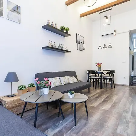 Apartment Katarina Blaha Square Budapest