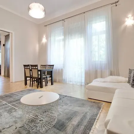 Premium By Hi5 - Lendvay Palace * Budapest