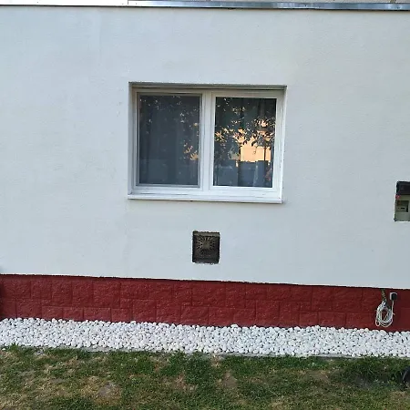 Rákos-patak Family House Vendégház