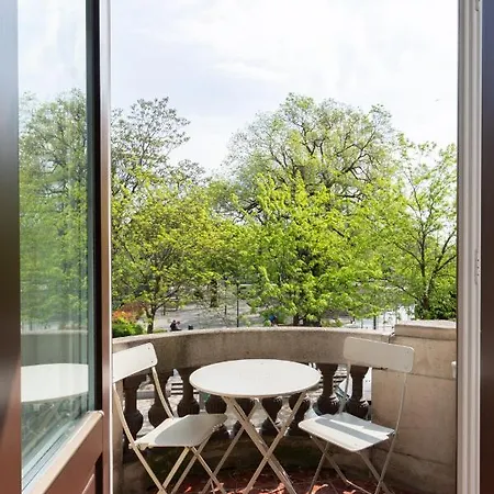 Apartment Super 2br-2bt With Balcony&view&sauna&jacuzzi Budapest