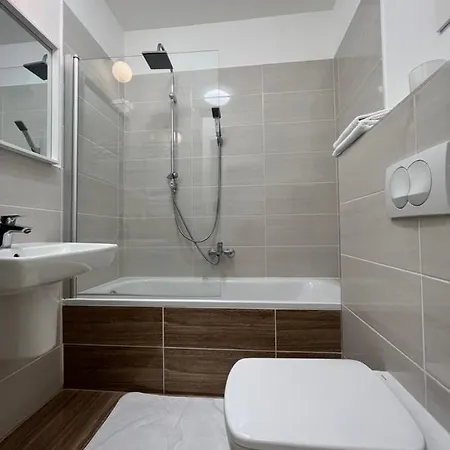 דירה B 205, In The Heart Of The Jewish Quarter *