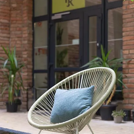 Butik Life & Budapesta