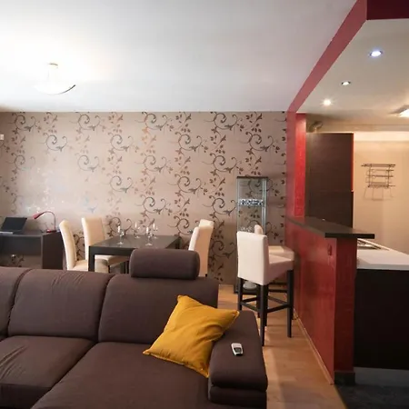 Free Parking! Soho 101, 4 Ppl, Ac, Superfast Wifi, Tv * Budapest