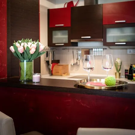 Free Parking! Soho 101, 4 Ppl, Ac, Superfast Wifi, Tv Budapest