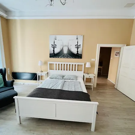 Academy - Elegant Place Next To The Parliament Appartement Budapest