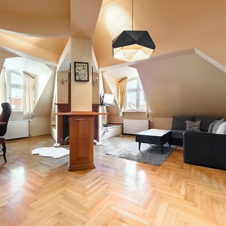 View To The Roofs Luxury With 2 Bedrooms Budapest