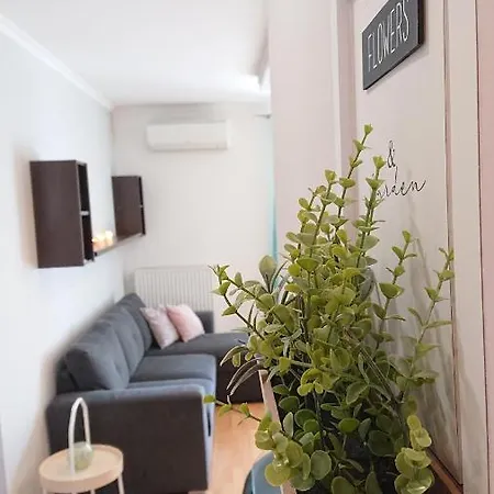 Park - Near The Center Of Buda Apartment