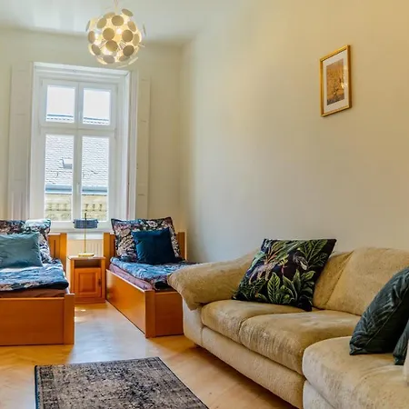Astoria Deluxe * Budapešť
