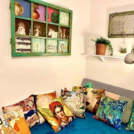 Boutique Studio Flat At City Center *