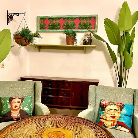 Boutique Studio Flat At City Center Appartamento *