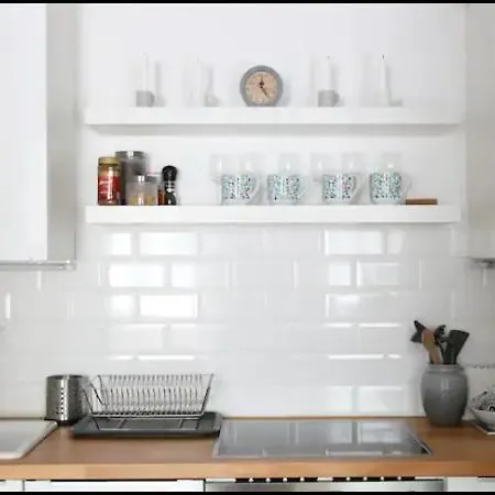 3Bdr-2Bath-3Ac Design Apt, Central, Secured Parking, Quiet