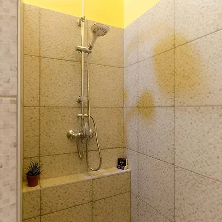 Apartment In Centre A16