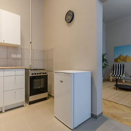 In Centre A16 Apartment *