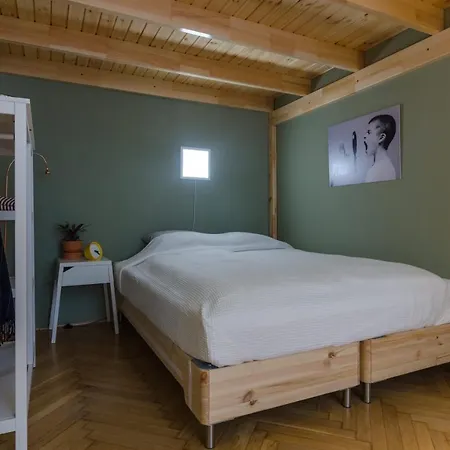 Apartment In Centre A16