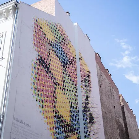 Mooki Rumbach * Budapest