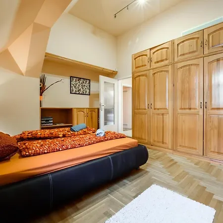 Apartment View To The Roofs Luxury With 2 Bedrooms