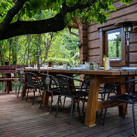 Vendeghaz A Hegyen Holiday home *