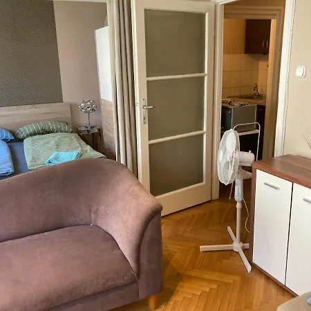 Roland Downtown - Pozsonyi Apartment Budapest