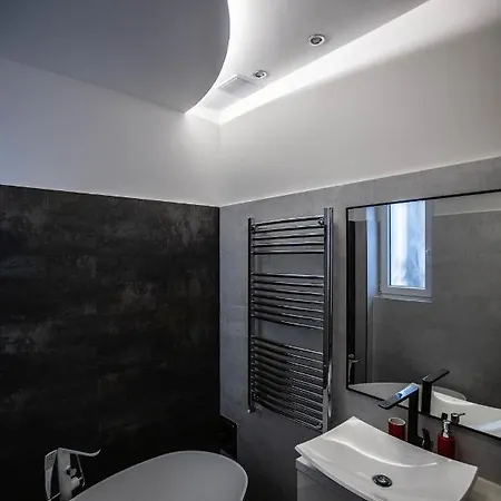 Luna Lux Residency * Budapest