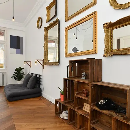 Apartmán Daylight Apartment, The Location