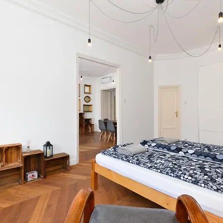 Apartmán Daylight Apartment, The Location Budapešť