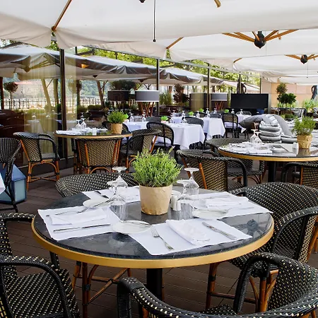 Intercontinental By Ihg Otel 5*