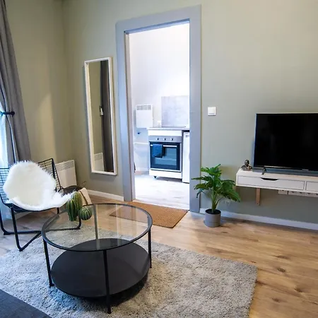 Apartment Cozy On The Boulevard. Budapest