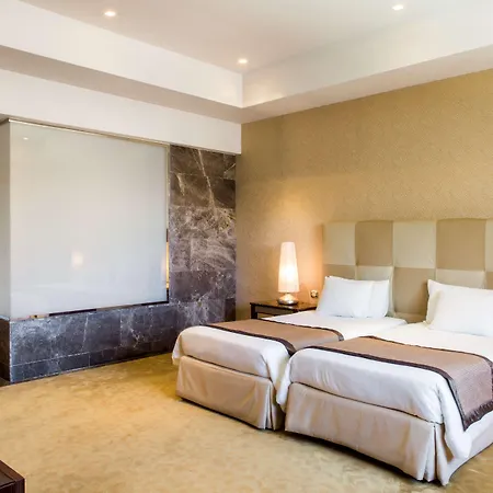 Anantara New York Palace - A Leading Of The World Hotel
