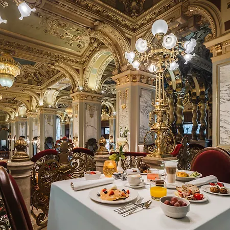 Anantara New York Palace - A Leading Of The World Hotel