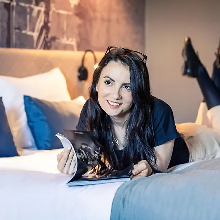 Mercure Castle Hill Отель