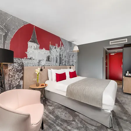 Отель Mercure Castle Hill