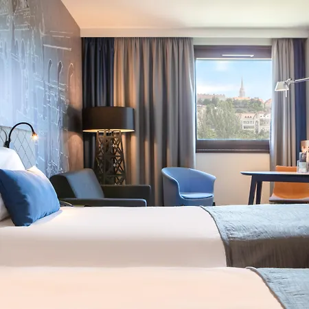 Mercure Castle Hill Отель 4*