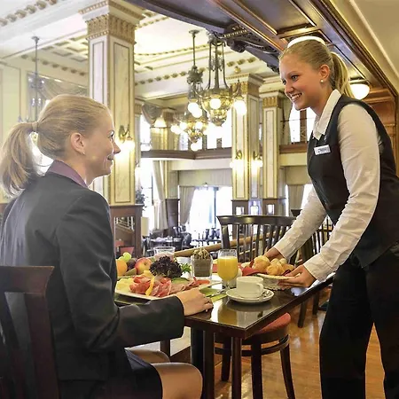 Moevenpick Centre 4* Budapeşte