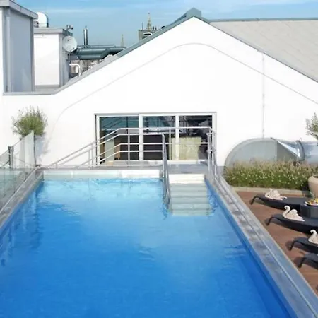 Continental Szálloda 4*