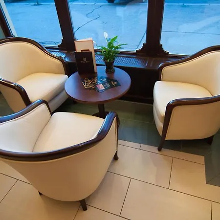 Matyas Hotel 3*