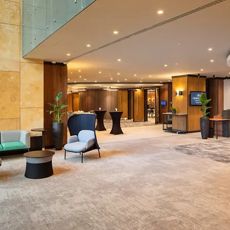 Crowne Plaza By Ihg