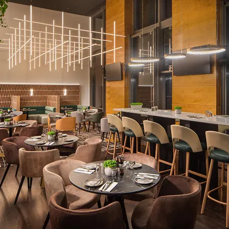 Crowne Plaza By Ihg Hotel