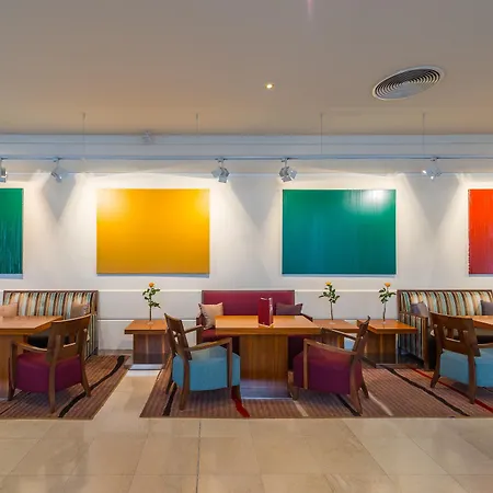 K+k Opera Hotel