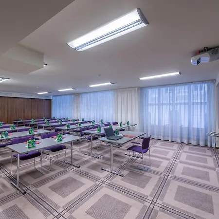 Otel K+k Opera 4*