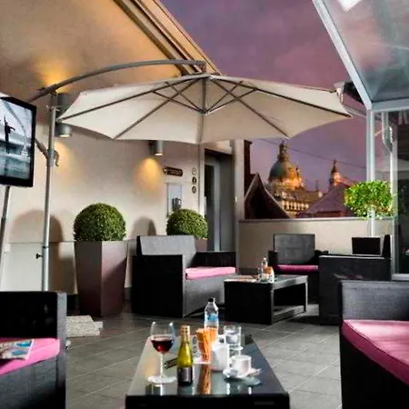 Opera Garden & Hotel Budapest