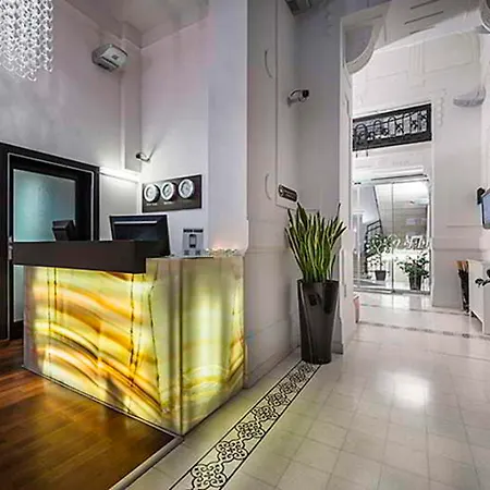 Hotel Opera Garden & Budapest