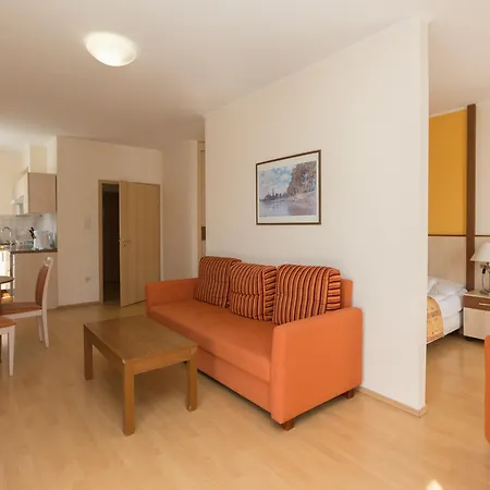Premium Aparthotel