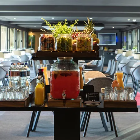 Mercure Korona