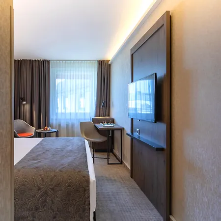 Mercure Korona