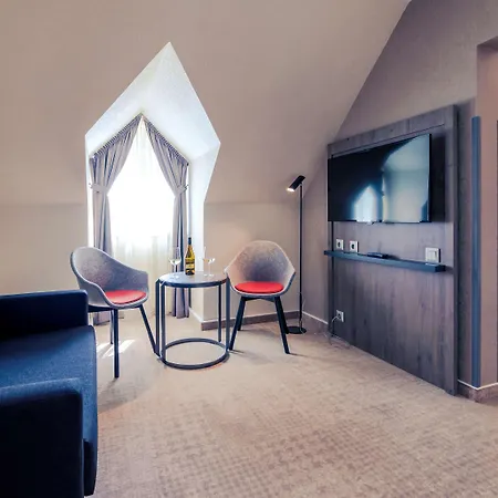 Mercure Korona