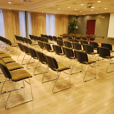 Lion's Garden Hotel 4*