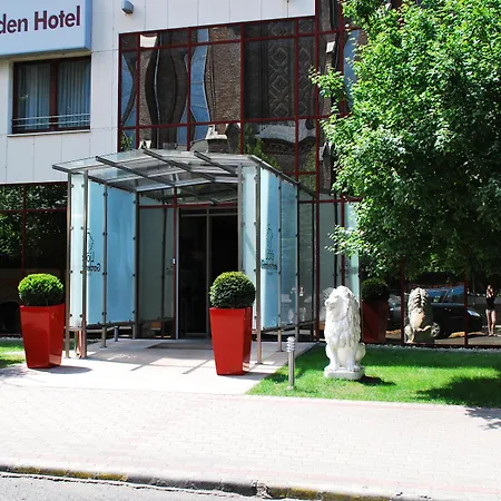 Hotel Lion's Garden 4*